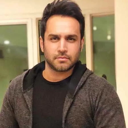 حسین توکلی لبخند بزن خوشگل عالم از غم نگو من سر حالم